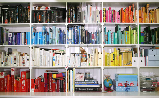 Organisation of items on shelves
